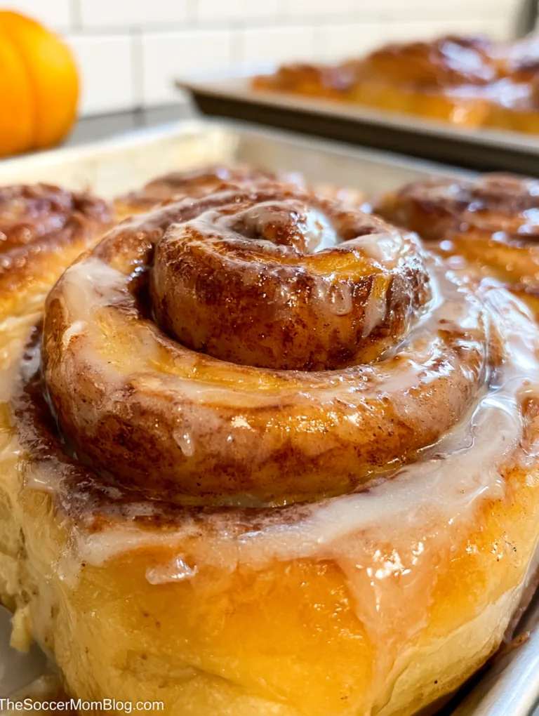 Pumpkin Cinnamon Rolls
